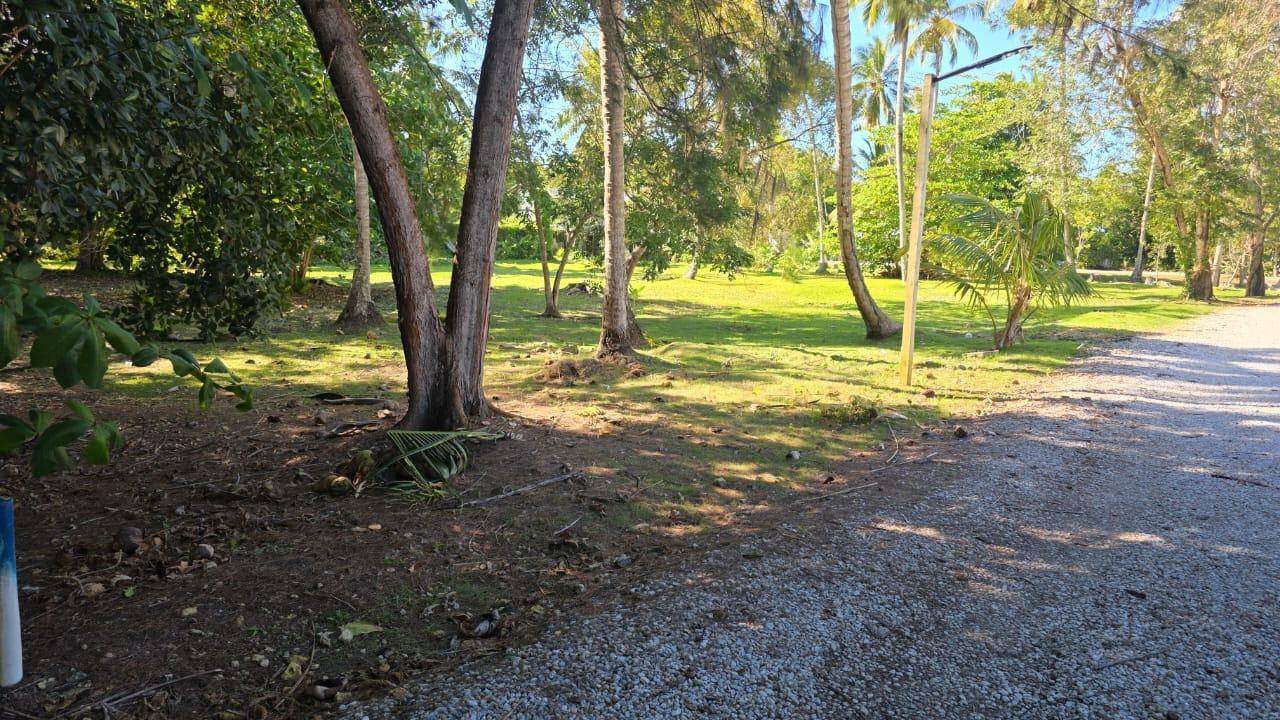 3273-Lot2 Plot of 1780 m2 at exclusive El Portillo Residence