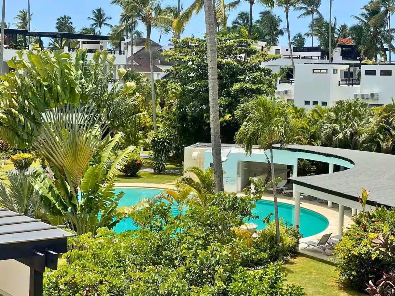 3286-View1 Penthouse Apartment Opportunity at Aligio