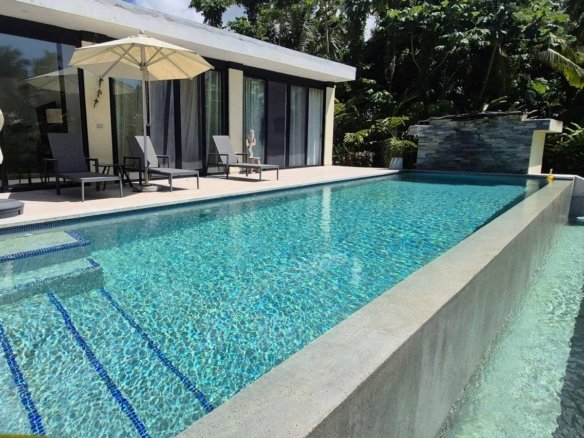 Elegant Contemporary Villa Las Ballenas