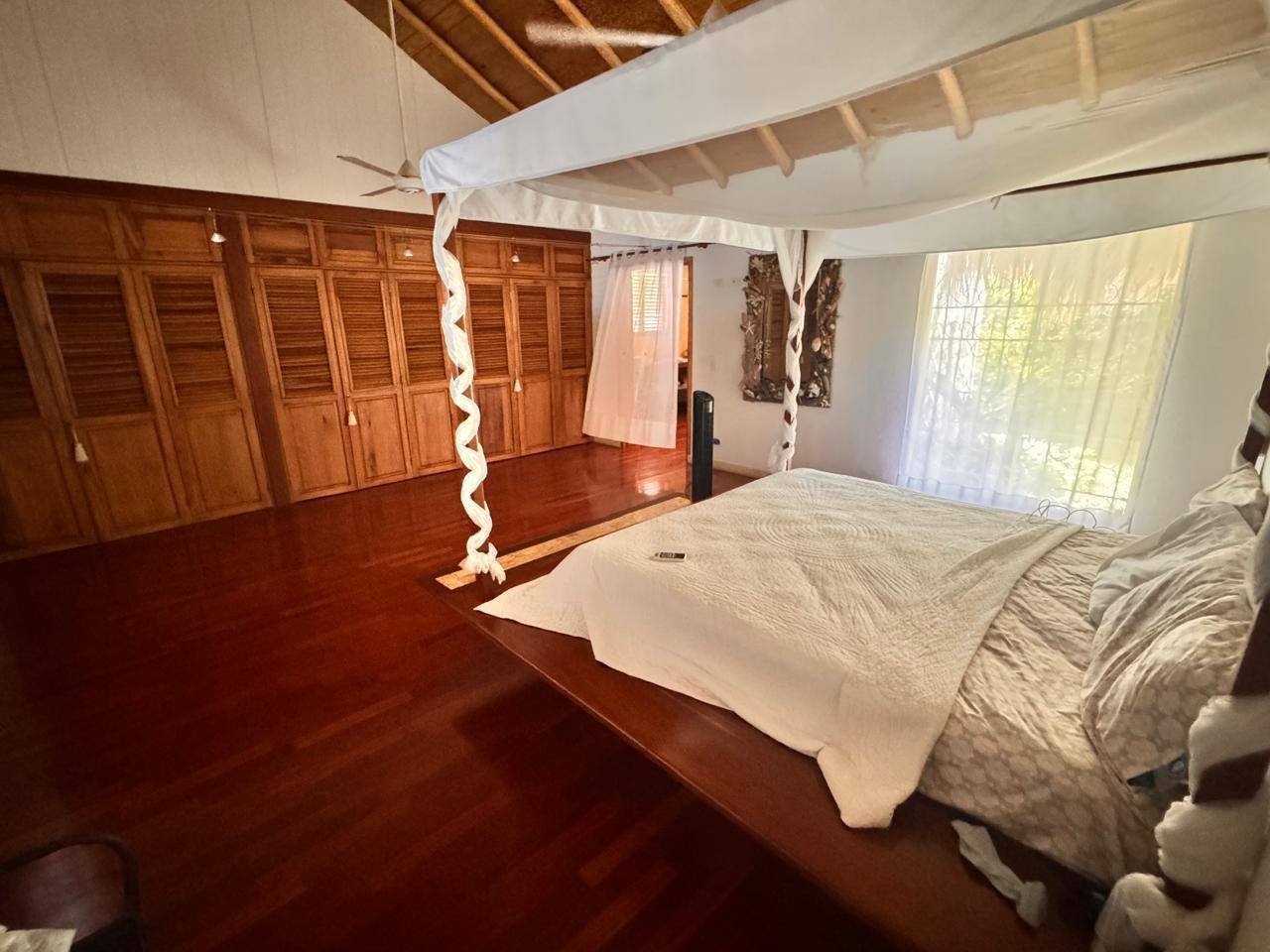 2967-Bedroom1 Beautiful 4-Bedroom Caribbean Villa in Playa Las Ballenas