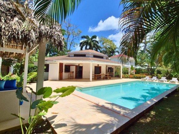 Beautiful Villa Eder at Playa Bonita