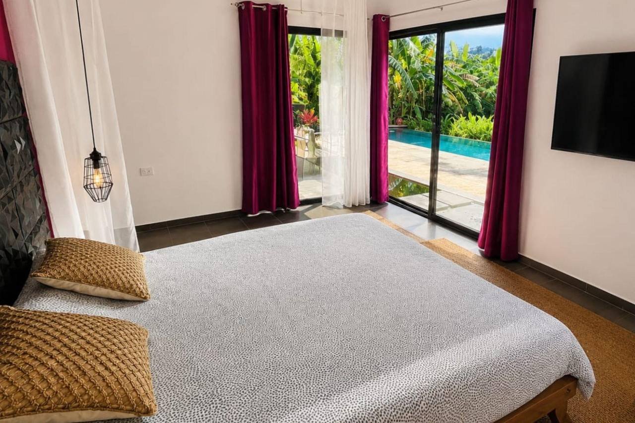 3294-Bedroom3 Exotic Tropical Oasis Villa