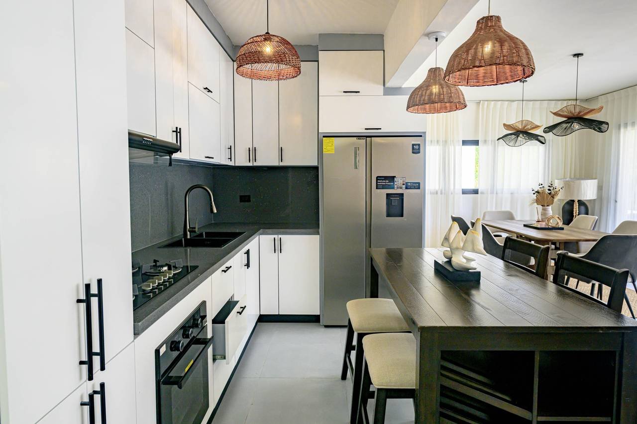 3300-Kitchen1 Beautiful 3-Bedroom Apartment at Palmares Residences