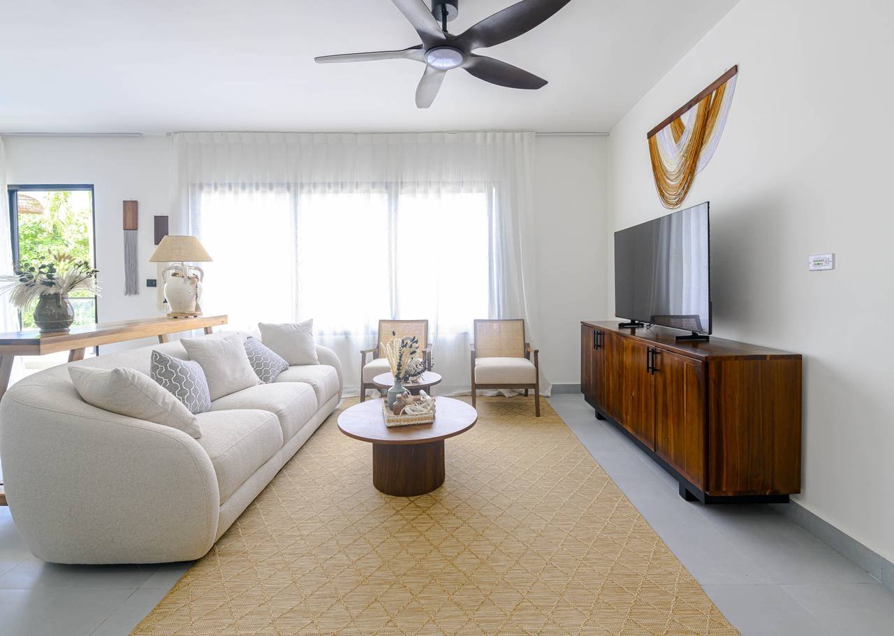 3300-LivingRoom1 Beautiful 3-Bedroom Apartment at Palmares Residences