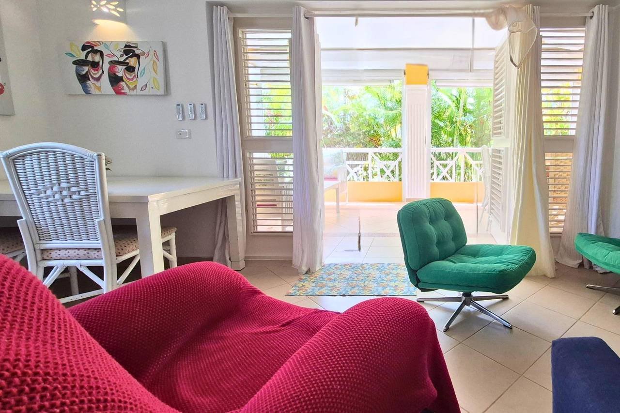 3309-LivingArea3 Renovated Apartment only 50 meters from Playa Popy