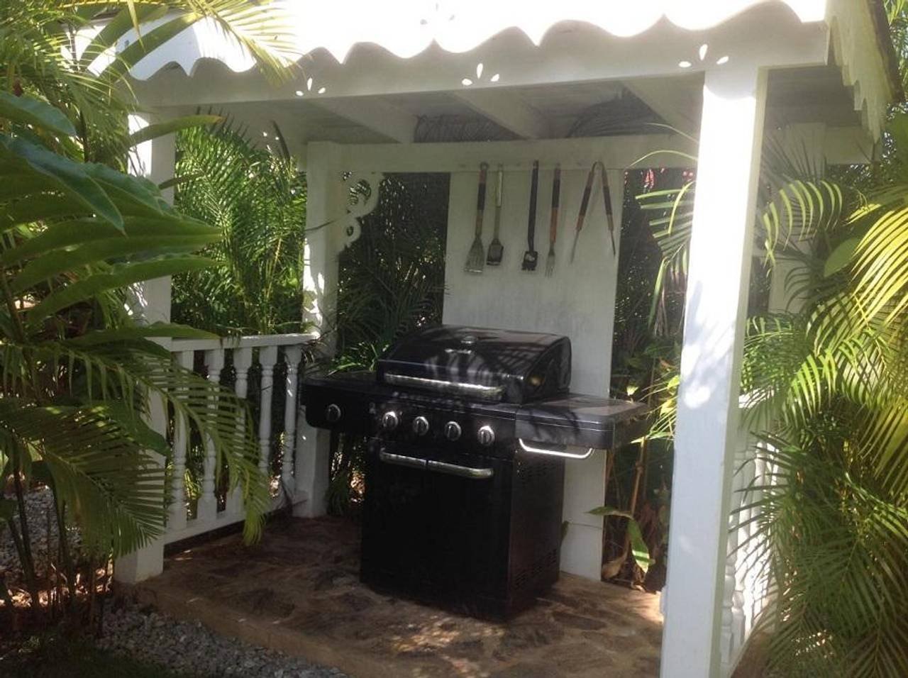 3316-Outside1 Charming Colonial villa near Playa Punta Popy