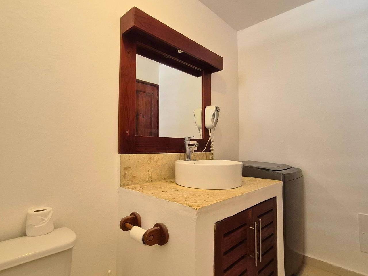 3342-Bathroom1 Charming Colonial Villa Near Playa Punta Popy