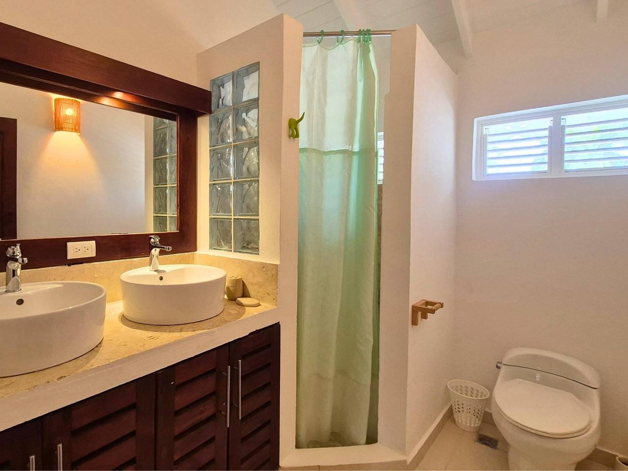 3342-Bathroom4 Charming Colonial Villa Near Playa Punta Popy