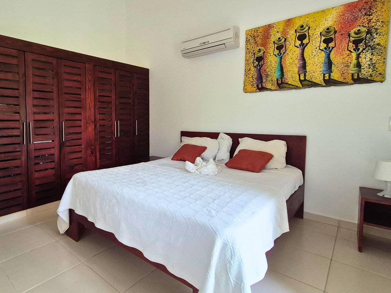 3342-Bedroom1 Charming Colonial Villa Near Playa Punta Popy