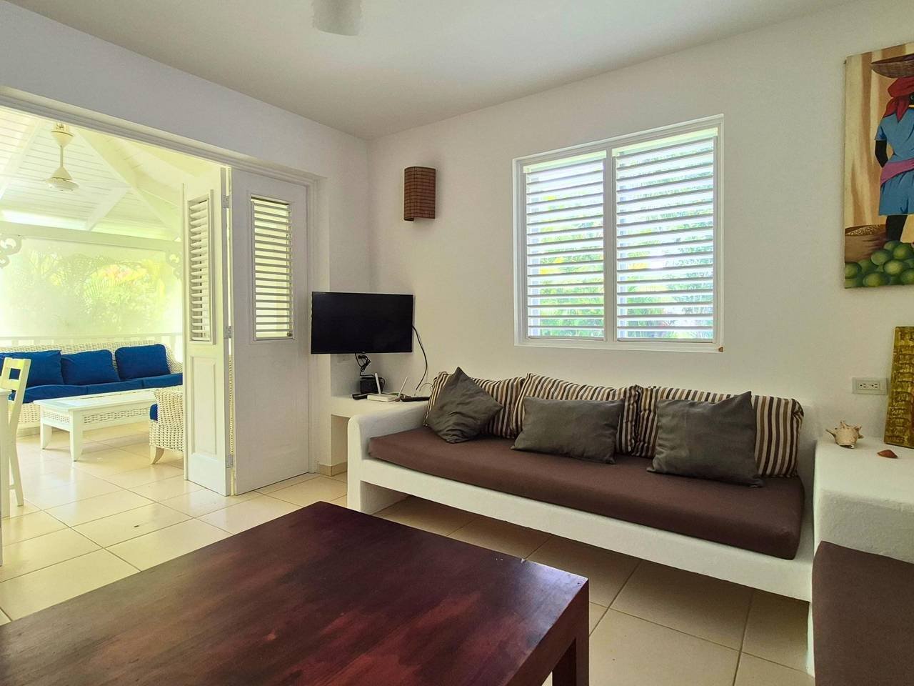 3342-LivingRoom1 Charming Colonial Villa Near Playa Punta Popy