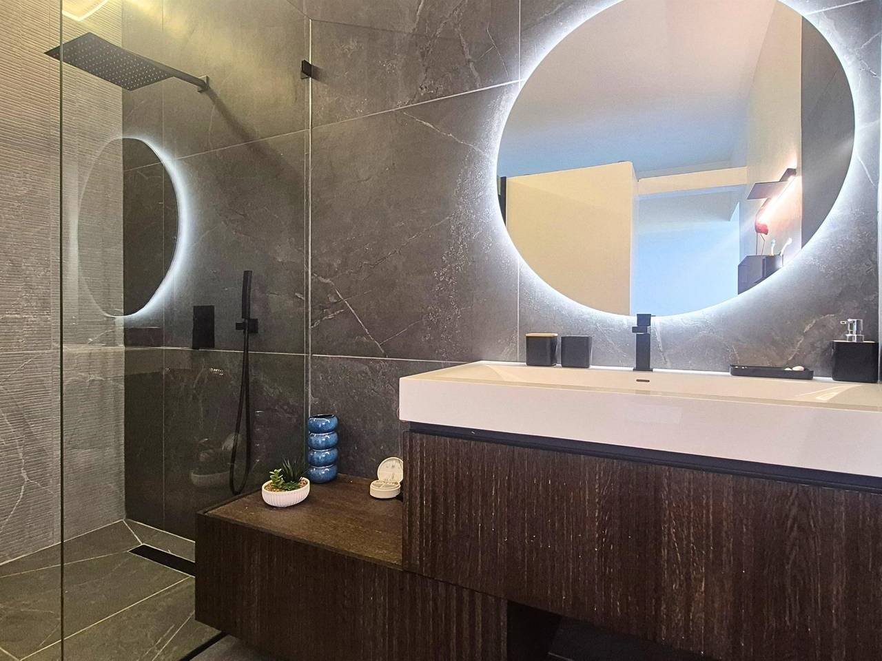 3352-Bathroom5 Exclusive Luxury Villa with Ocean Views
