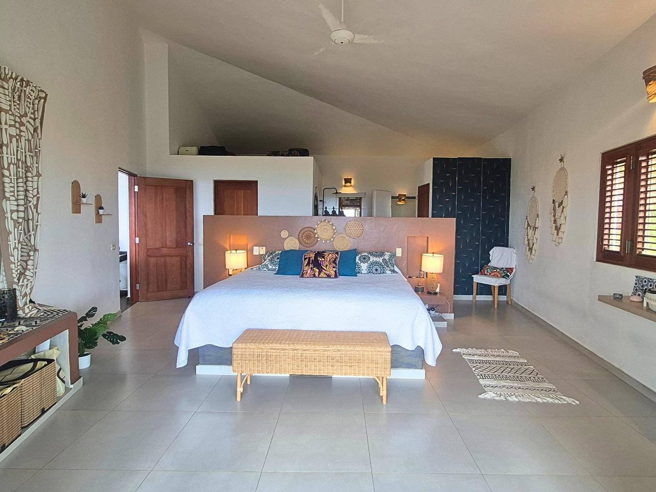 3352-Bedroom10 Exclusive Luxury Villa with Ocean Views