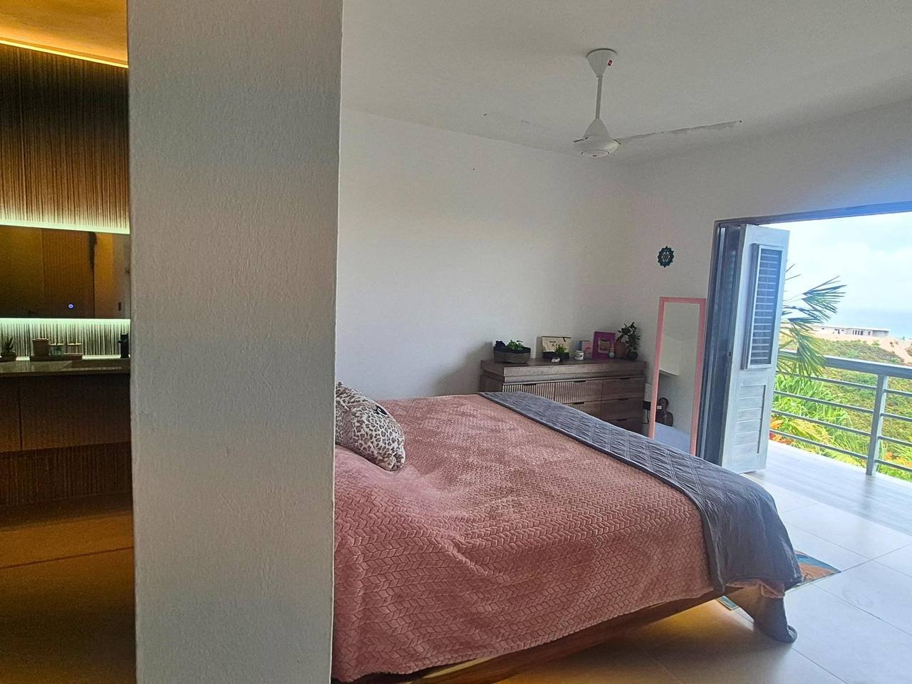 3352-Bedroom7 Exclusive Luxury Villa with Ocean Views