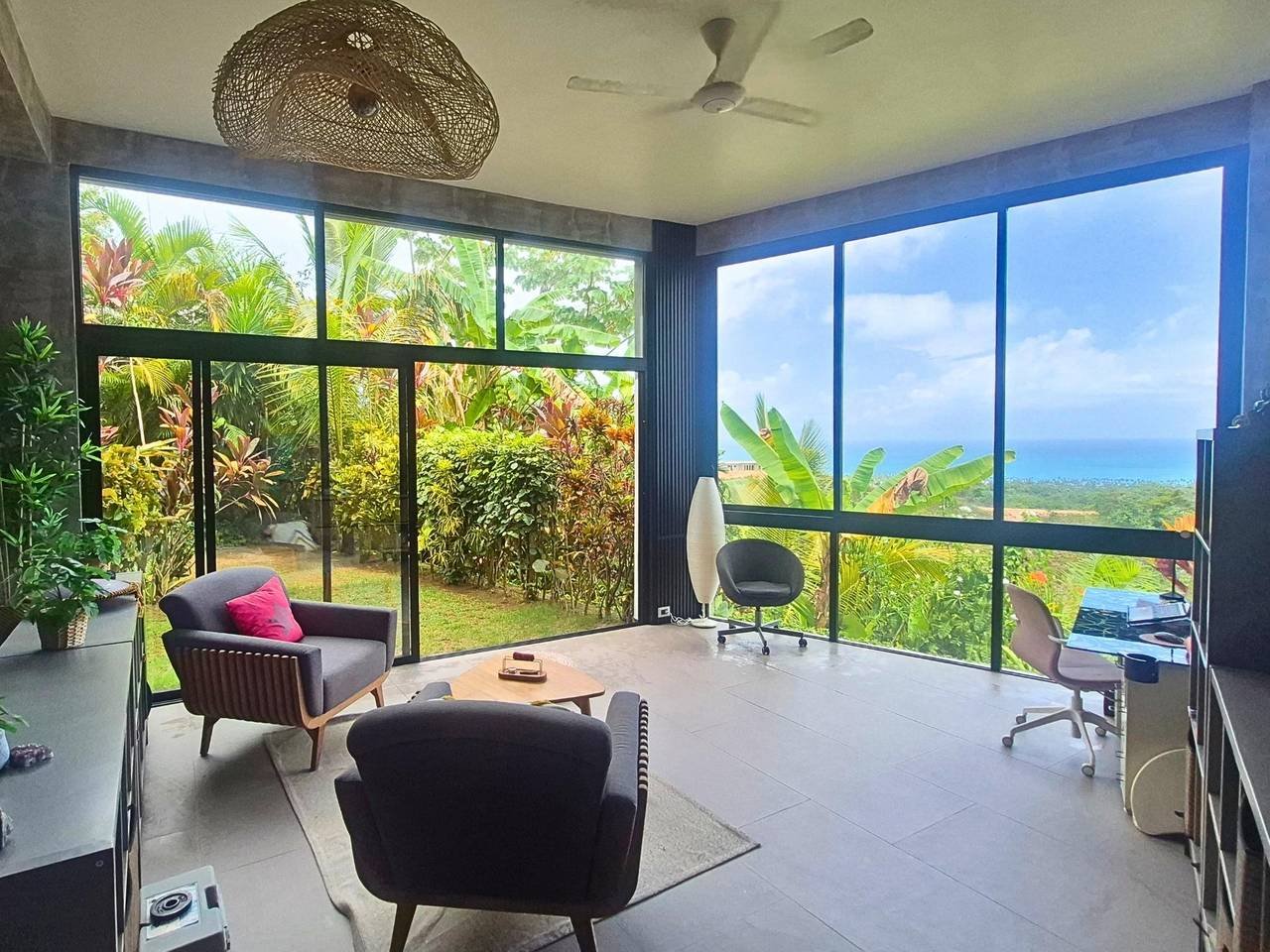 3352-LivingArea2 Exclusive Luxury Villa with Ocean Views