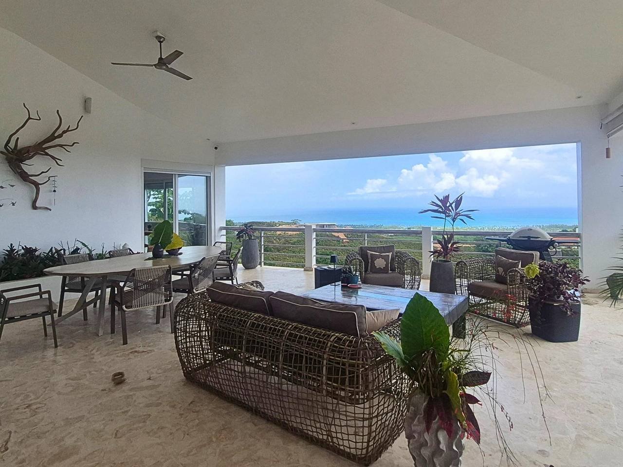 3352-Terrace3 Exclusive Luxury Villa with Ocean Views