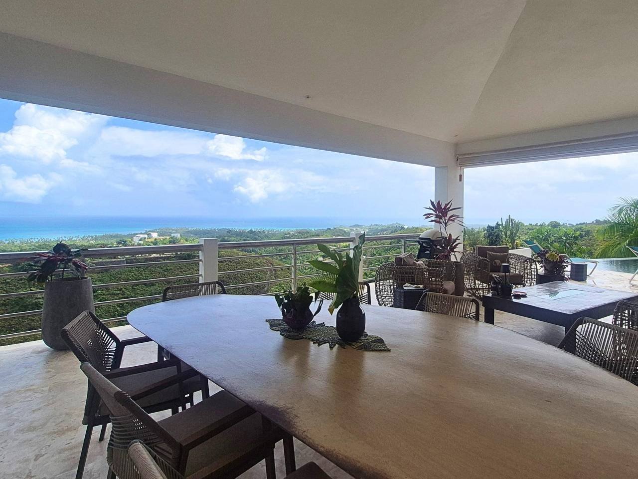 3352-Terrace4 Exclusive Luxury Villa with Ocean Views