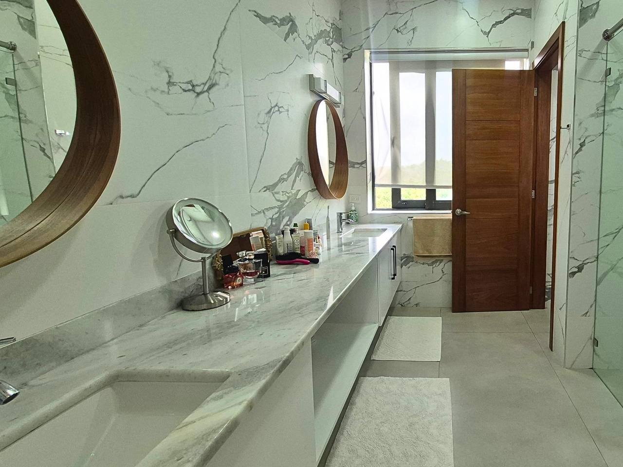 3353-Bathroom3 Exceptional Villa with Panoramic Spectacular Sea Views