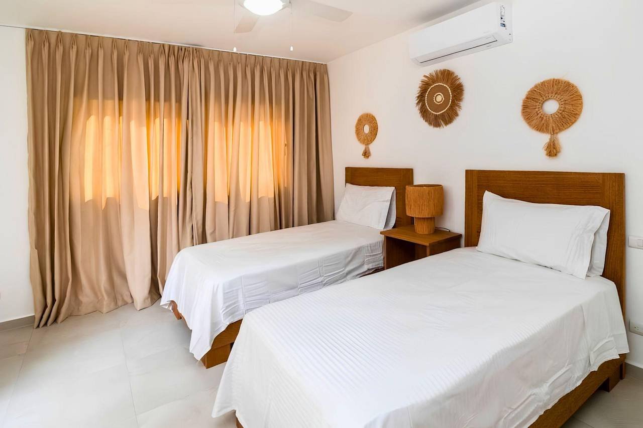 3397-Bedroom2 Modern Apartment at Beautiful Popy Beach