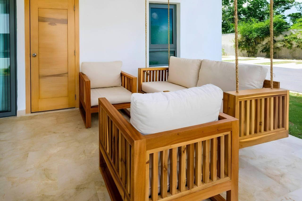 3398-Balcony1 Modern Apartment at Amare Residences