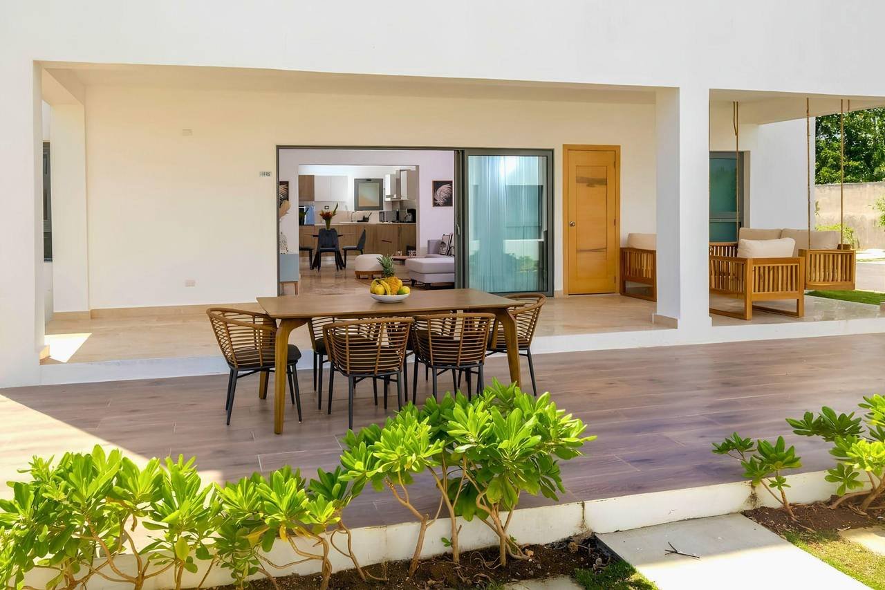 3398-Terrace1 Modern Apartment at Amare Residences
