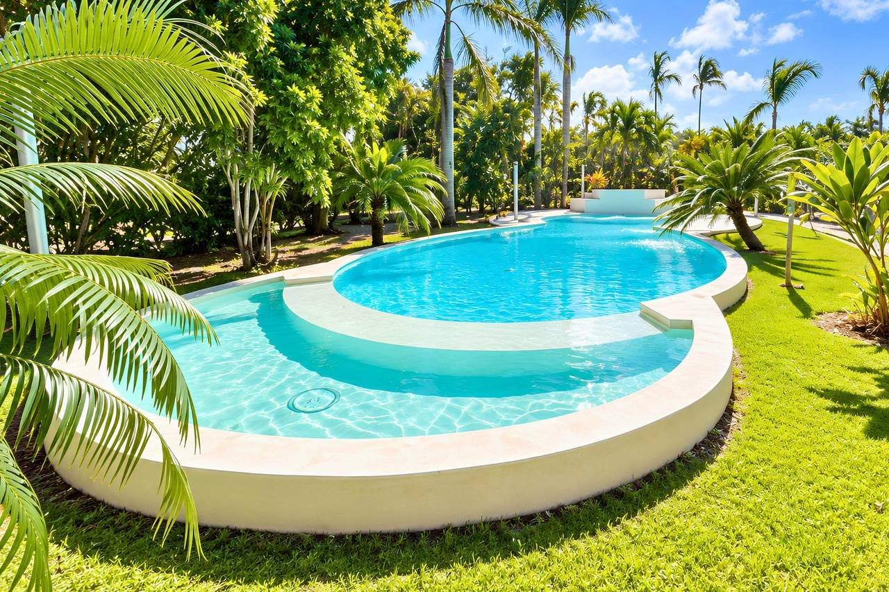3400-Pool1 Charming Renovated Villa near Beautiful Playa Las Ballenas