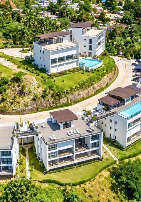 Modern Apartment with Ocean View and Rooftop Pool
