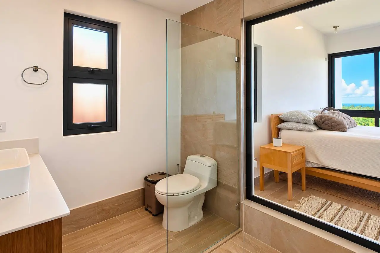 3401-Bathroom1 Modern Apartment with Ocean View and Rooftop Pool