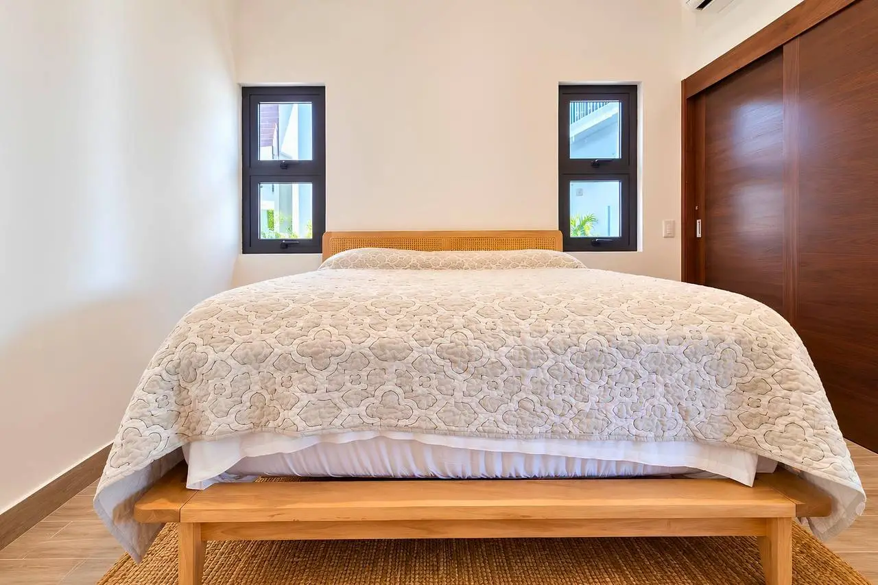 3401-Bedroom4 Modern Apartment with Ocean View and Rooftop Pool