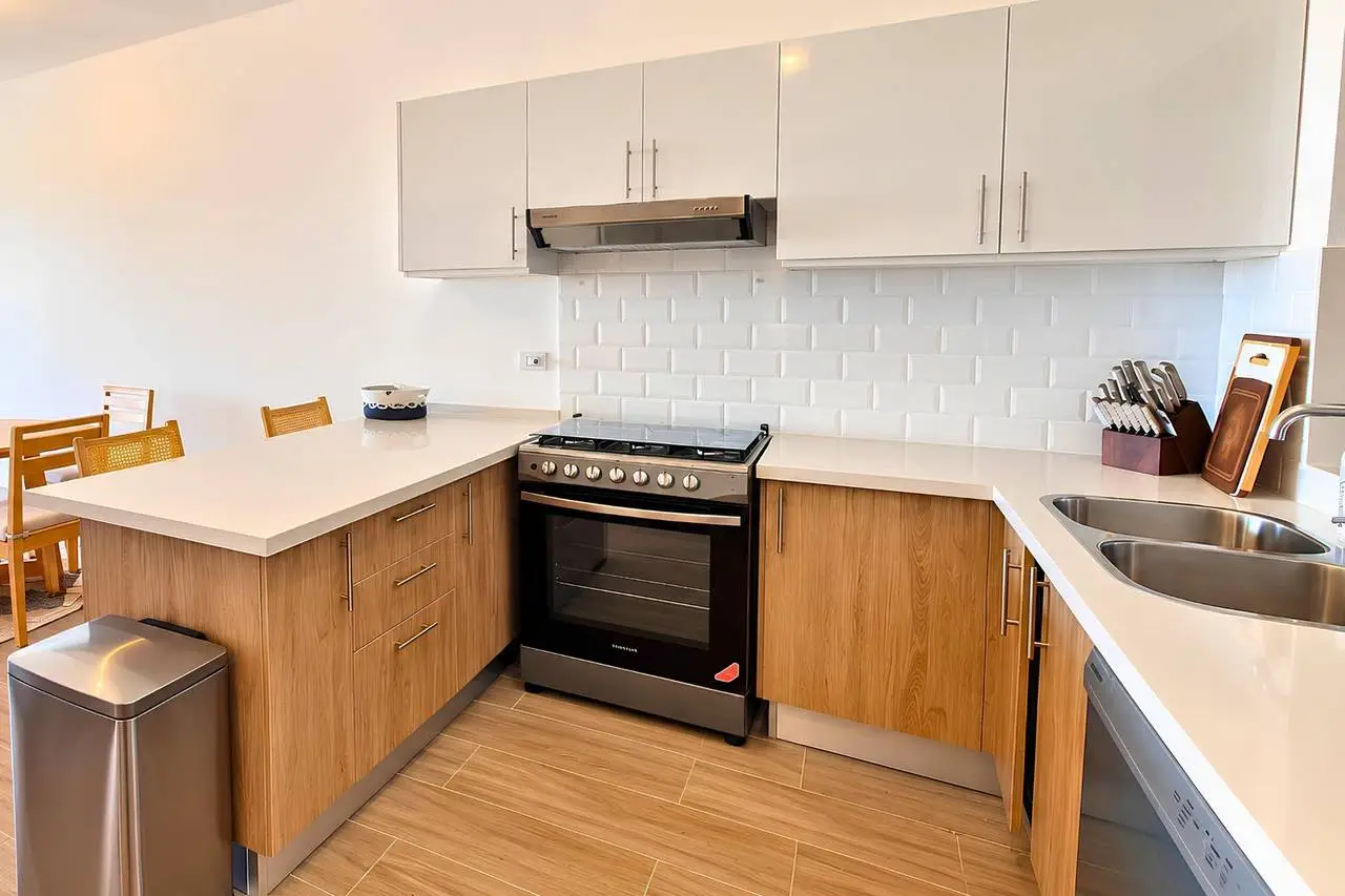 3401-Kitchen2 Modern Apartment with Ocean View and Rooftop Pool