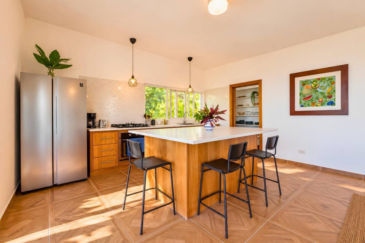 3402-DiningArea1 Charming Villa Brisa De Coson – with Ocean View !