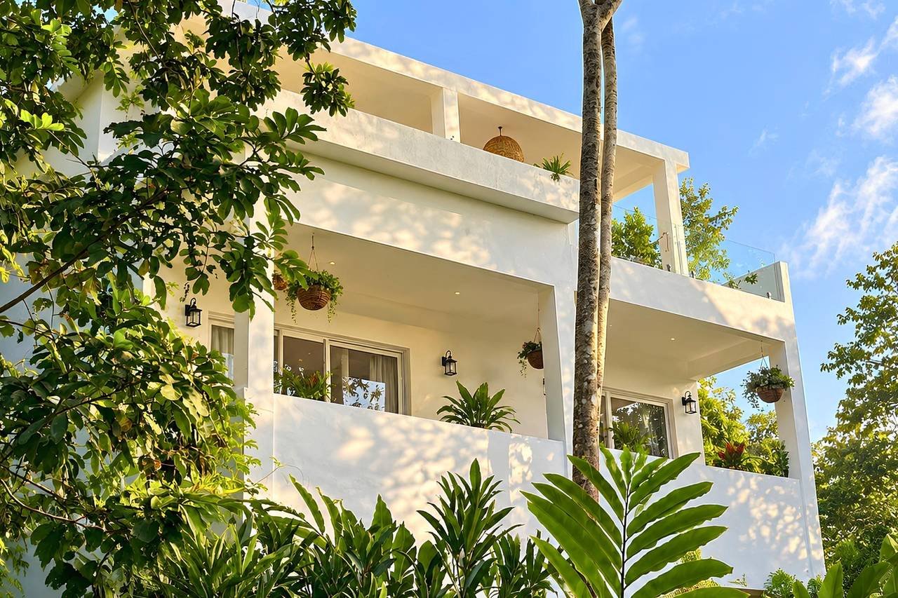 3402-Facade1 Charming Villa Brisa De Coson – with Ocean View !