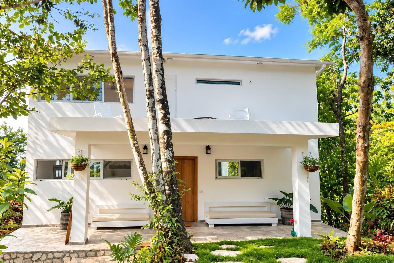 3402-Facade2 Charming Villa Brisa De Coson – with Ocean View !