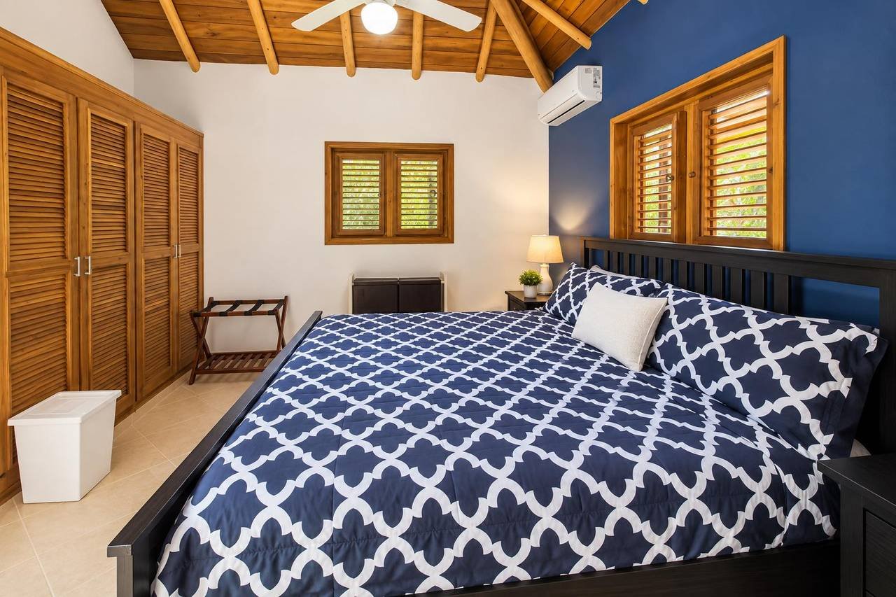 3406-Bedroom4 Beautiful Tropical Villa with Bungalow 100m from Playa Las Ballenas !