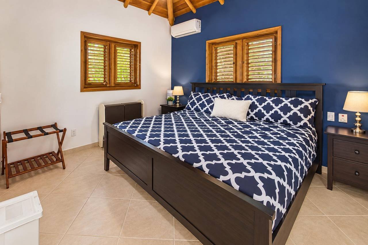 3406-Bedroom5 Beautiful Tropical Villa with Bungalow 100m from Playa Las Ballenas !