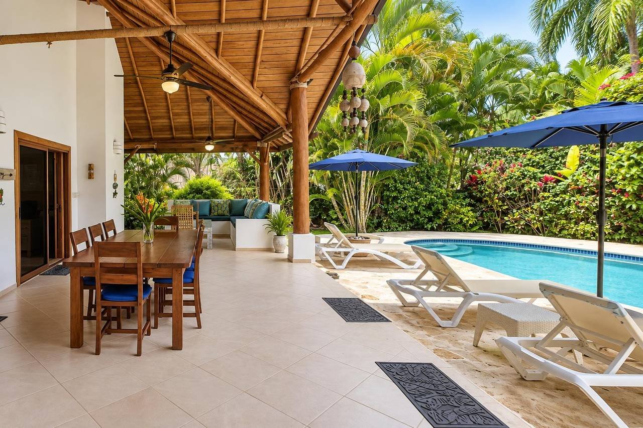 3406-Terrace1 Beautiful Tropical Villa with Bungalow 100m from Playa Las Ballenas !