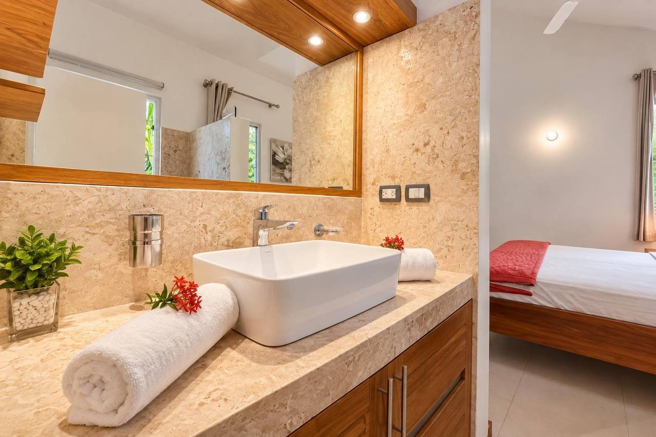 3407-bathroom2 Charming Villa Flo near Playa Punta Popy