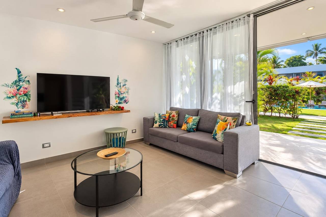 3408-livingroom2 Modern Townhouse near Playa Punta Popy