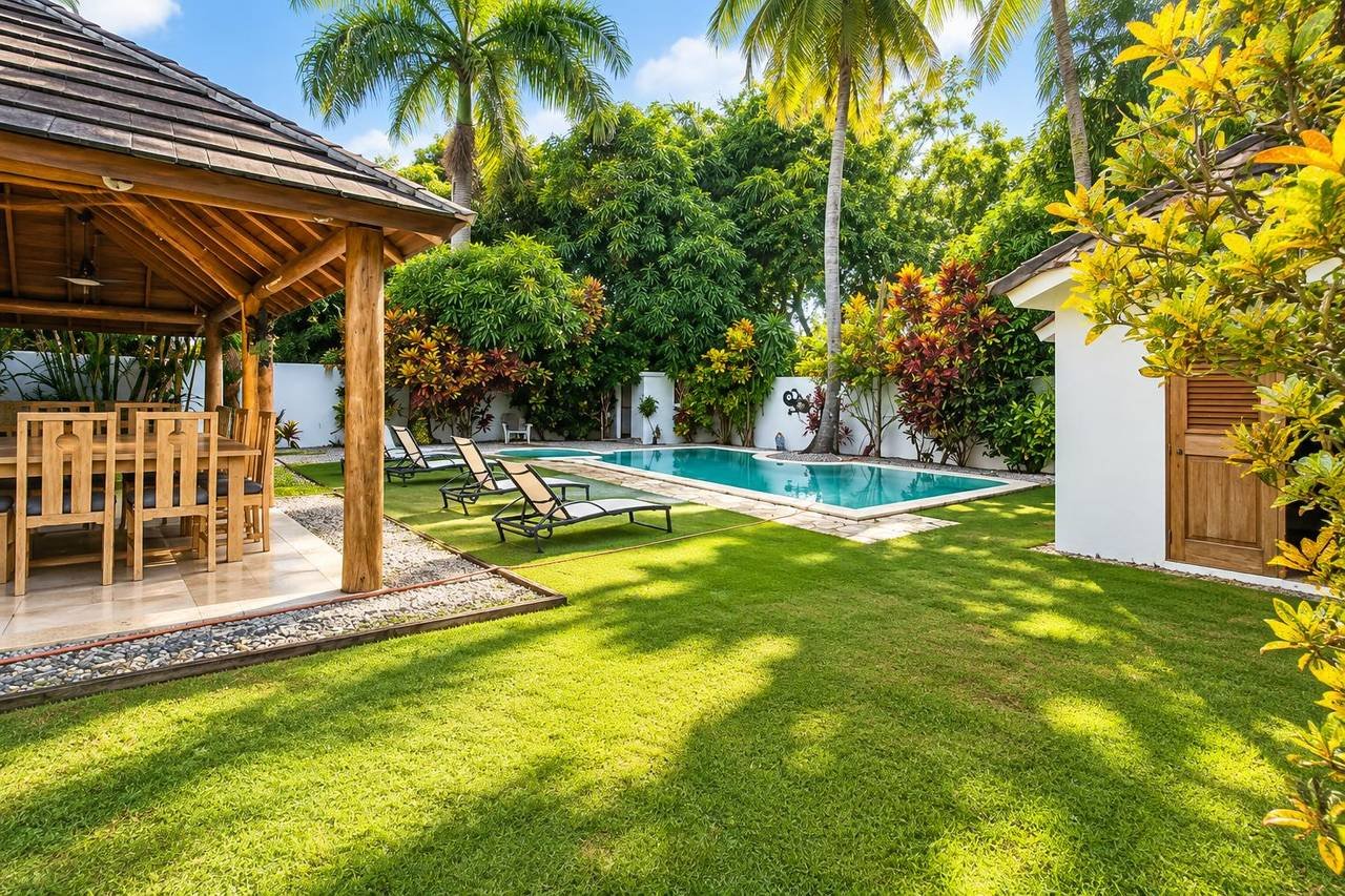 3414-Outside4 Charming Villa with Bungalow and Private Pool at Punta Popy