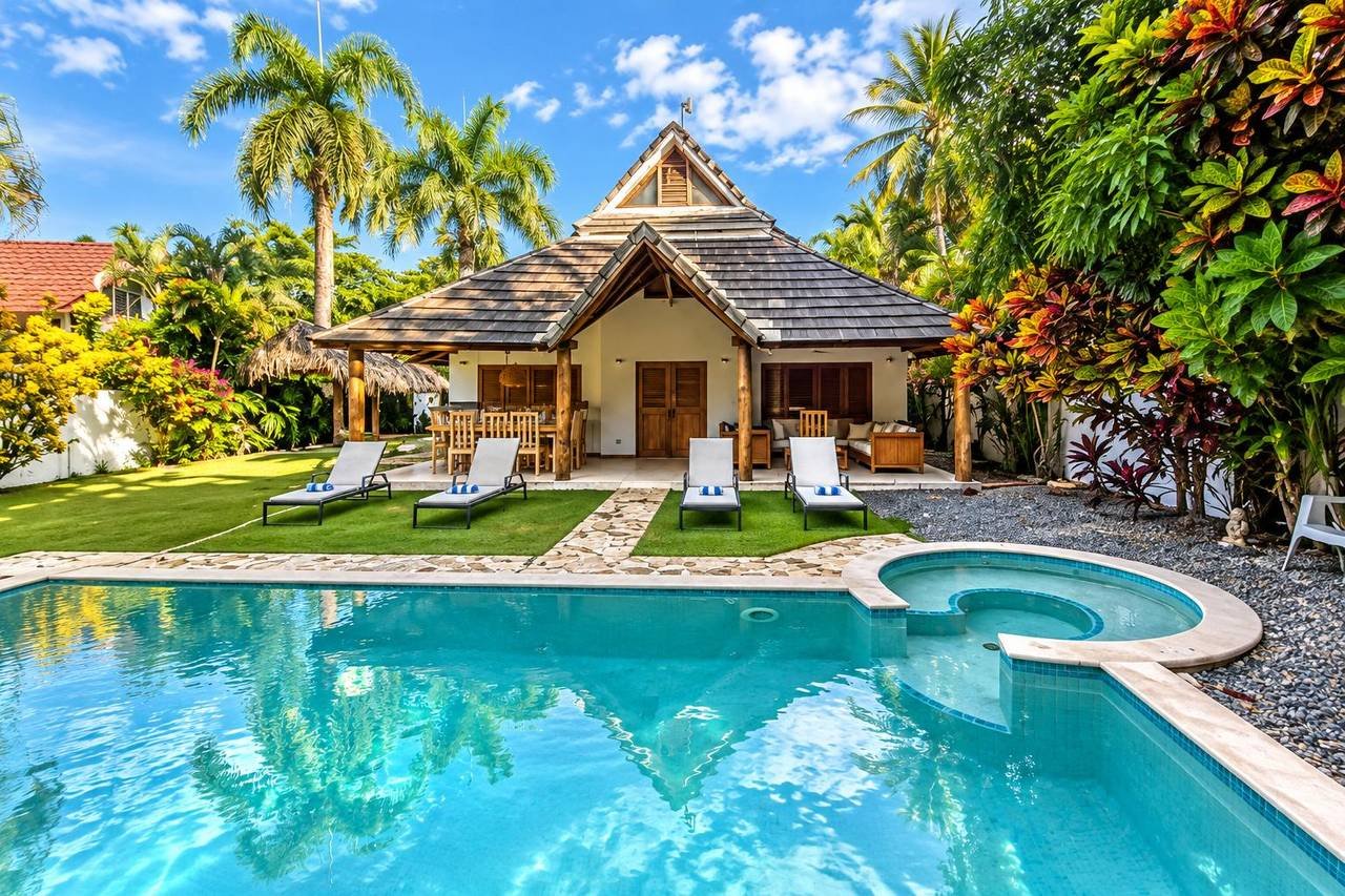3414-Pool4 Charming Villa with Bungalow and Private Pool at Punta Popy