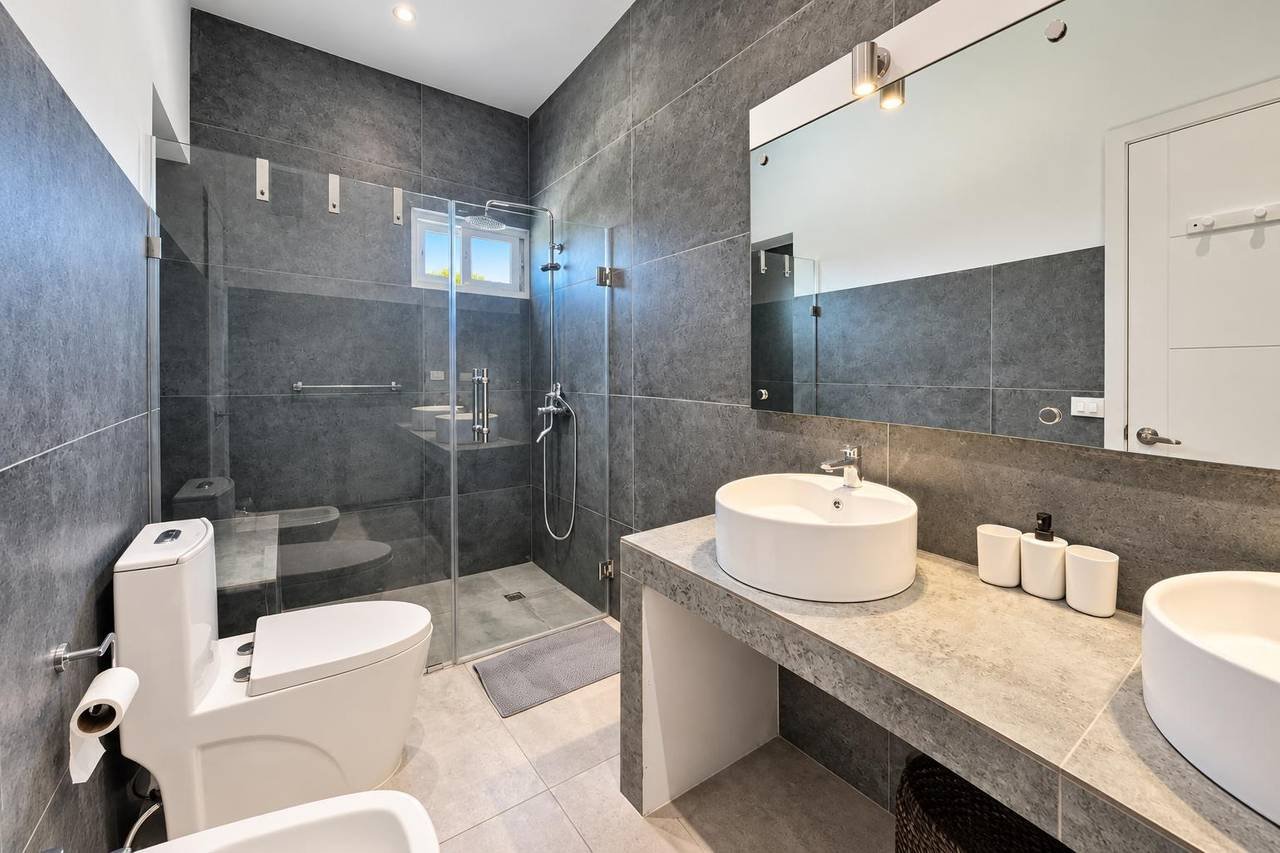 Superb Contemporary Villa at Playa Popy !