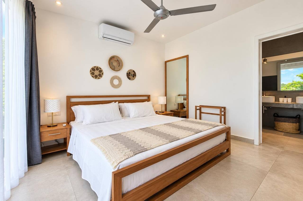 Superb Contemporary Villa at Playa Popy !