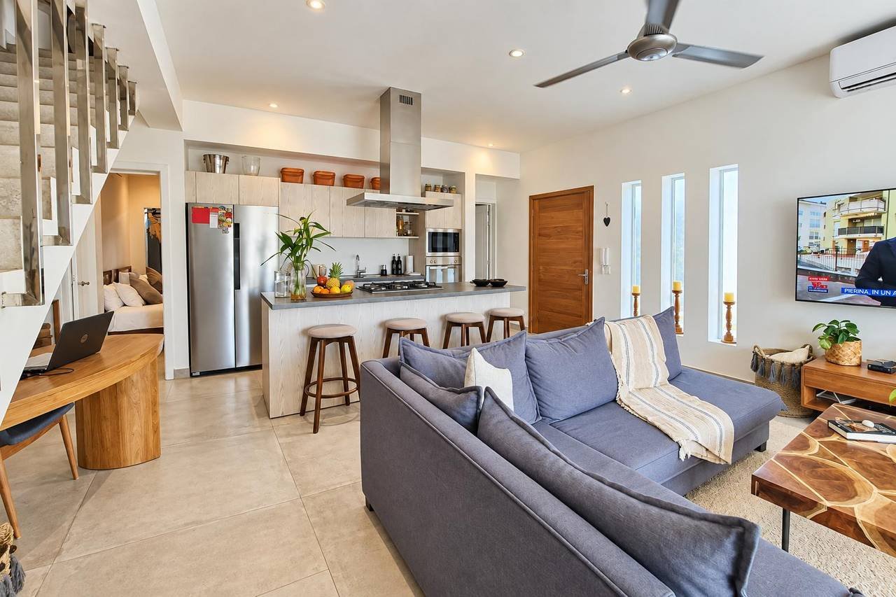 Superb Contemporary Villa at Playa Popy !