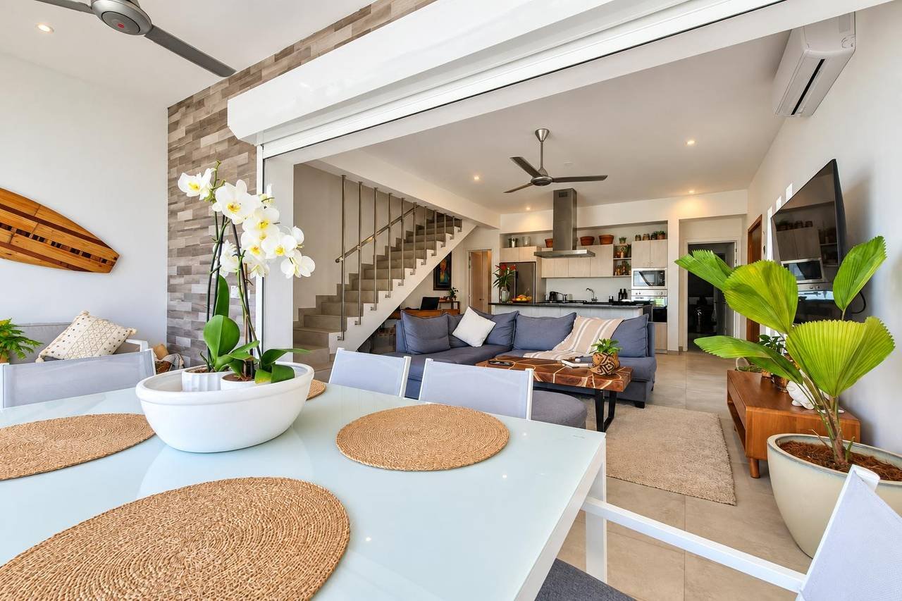 Superb Contemporary Villa at Playa Popy !