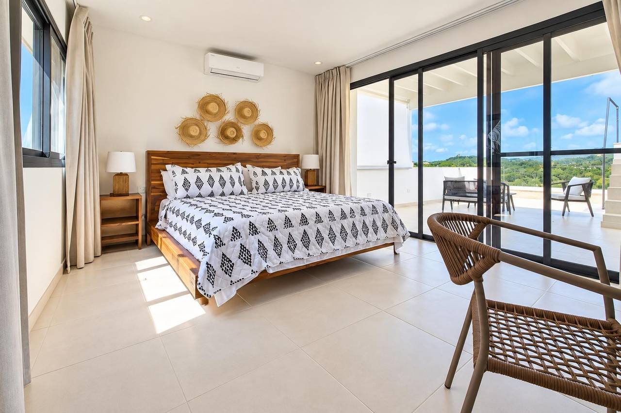 Awesome Ocean view penthouse at Bonita Village