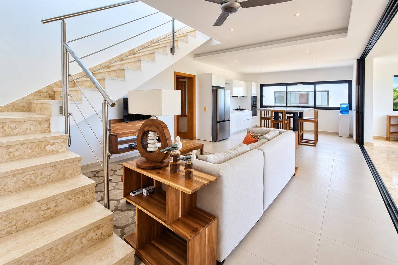 Awesome Ocean view penthouse at Bonita Village