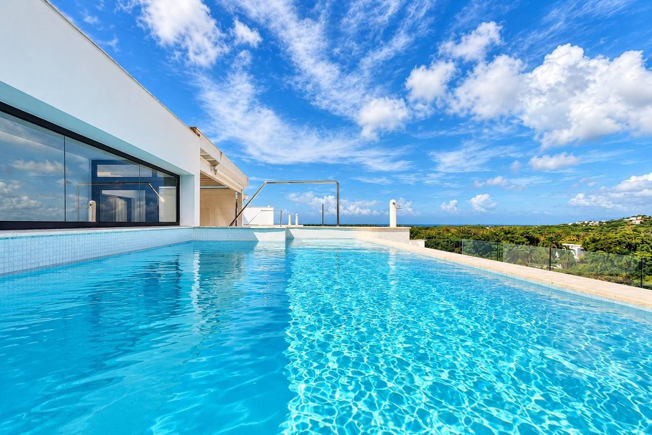 Awesome Ocean view penthouse at Bonita Village