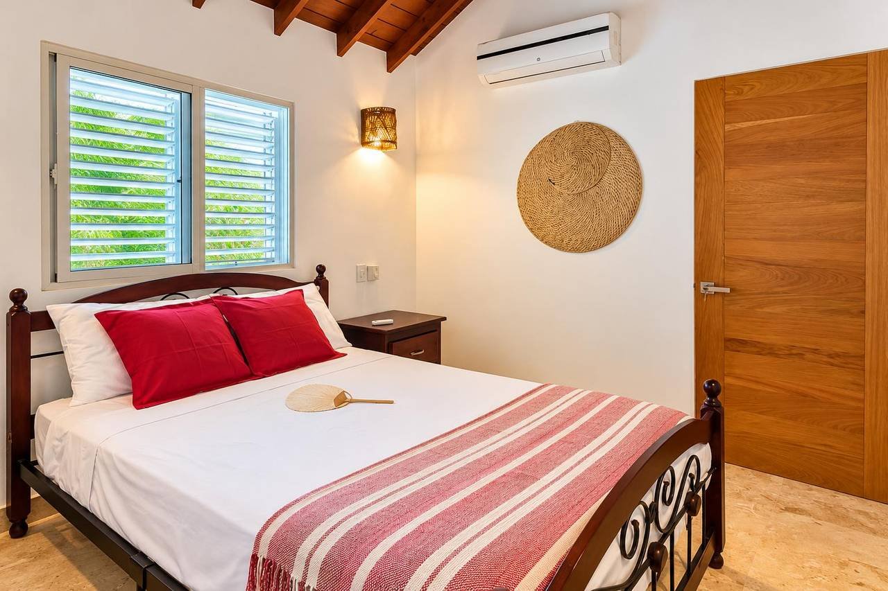 3451-Bedroom1 Charming 4 Bedroom Colonial Villa with Private pool near Playa Las Ballenas